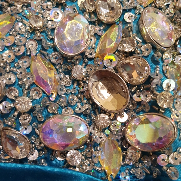 Prom dress - Picture 4 of 6